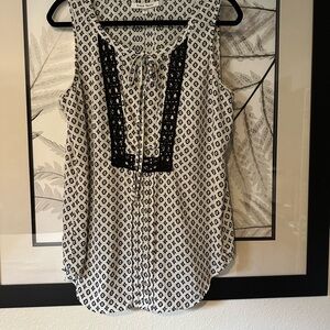 Black Rainn Sleeveless Top